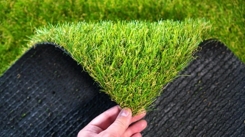 how-is-synthetic-grass-application-made-in-football-fields how-is-synthetic-grass-application-made-in-football-fields